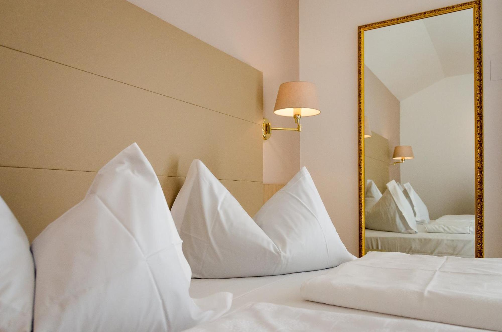 Tirolerin Garni Hotel 테르메노 외부 사진